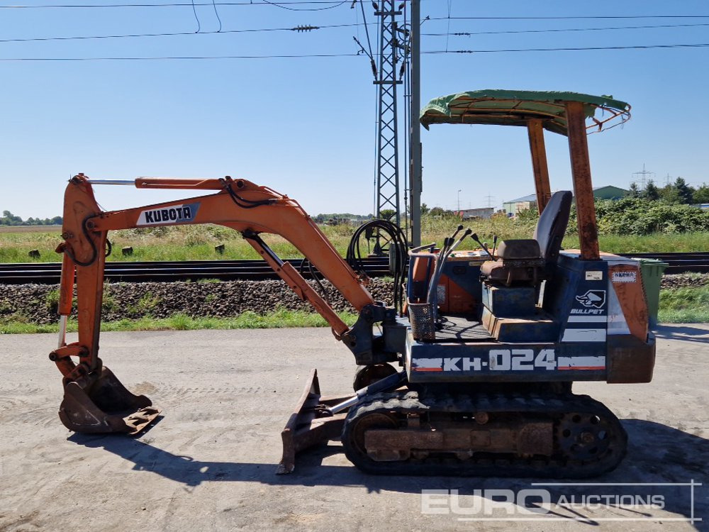 Kubota KH-024 - Мини-экскаватор: фото 2 Kubota KH-024 - Мини-экскаватор: фото 2