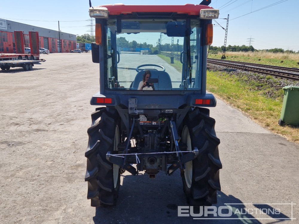 Kubota T240DF - Минитрактор: фото 4 Kubota T240DF - Минитрактор: фото 4