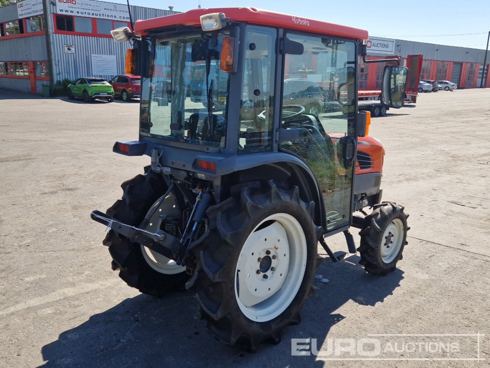 Kubota T240DF - Минитрактор: фото 5 Kubota T240DF - Минитрактор: фото 5