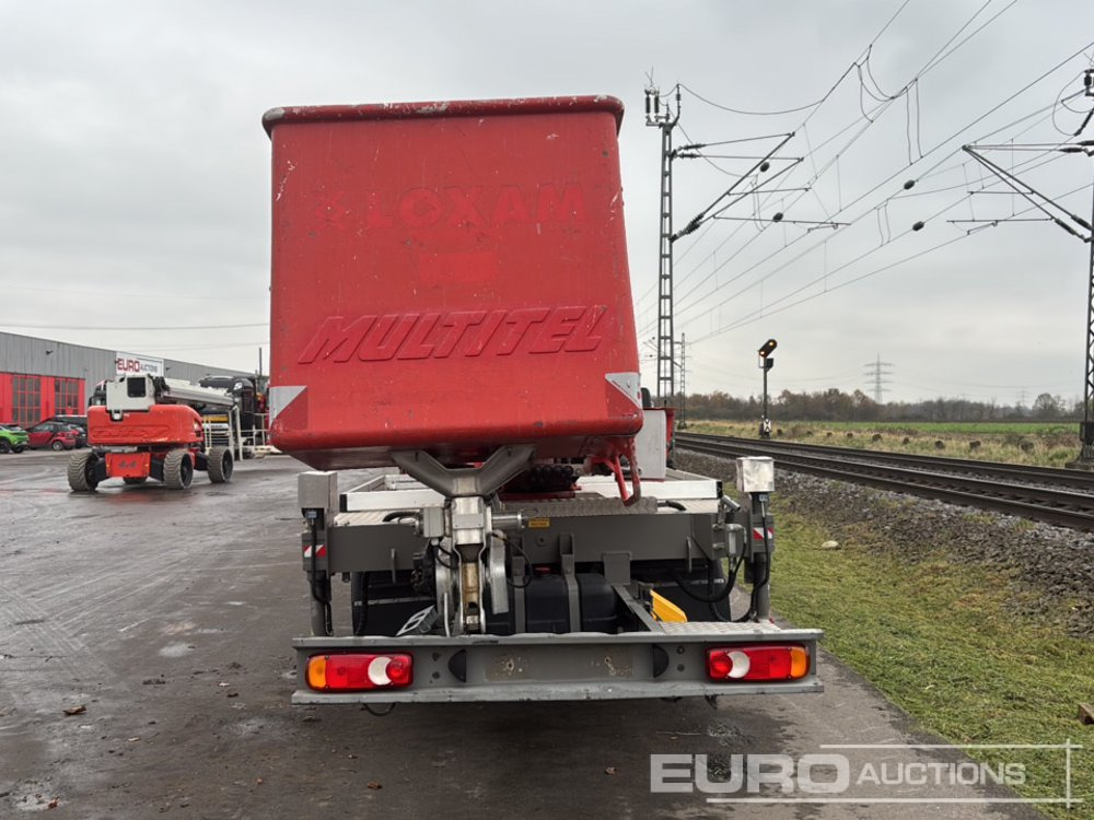 Renault 120 DXI - Грузовик с подъемником: фото 4 Renault 120 DXI - Грузовик с подъемником: фото 4
