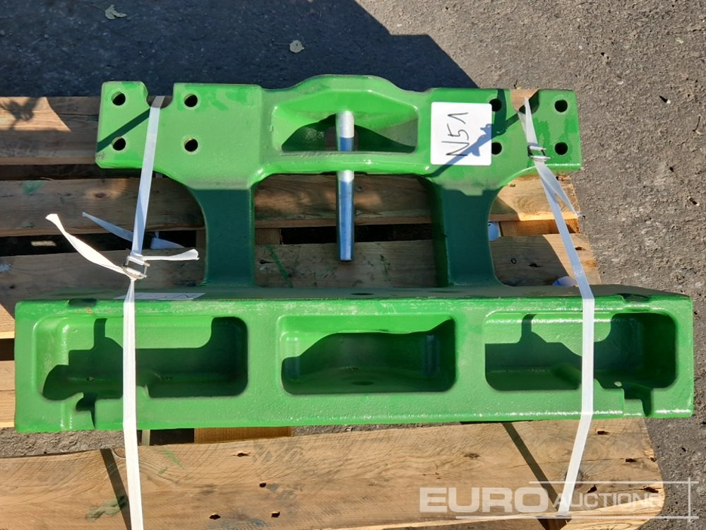 Unused Suitcase or BigPack Front Weight Carrier to suit John Deere 8R 230, 8R 250, 8R 280, 8R 310, 8R 340, 8R 370, 8R 410 (PartNo.R569418,R572164) - Сельскохозяйственная техника: фото 5 Unused Suitcase or BigPack Front Weight Carrier to suit John Deere 8R 230, 8R 250, 8R 280, 8R 310, 8R 340, 8R 370, 8R 410 (PartNo.R569418,R572164) - Сельскохозяйственная техника: фото 5