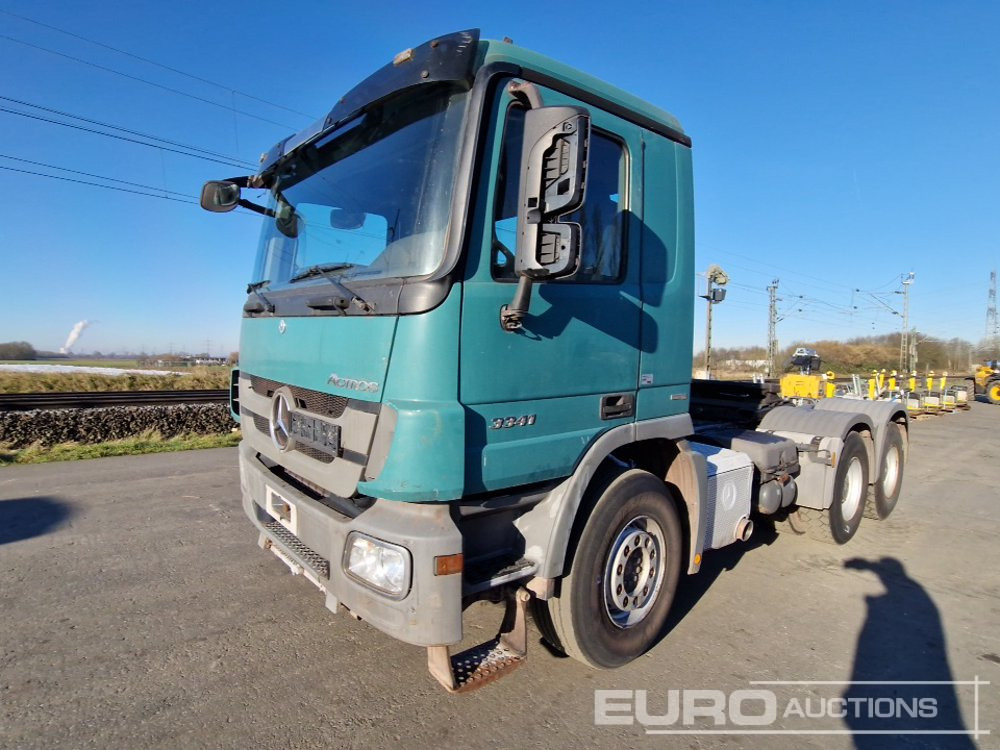 2013 Mercedes Benz ACTROS 3341 - Тягач: фото 1 2013 Mercedes Benz ACTROS 3341 - Тягач: фото 1