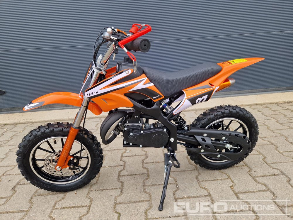 Unused DIRTBIKE 50R-D705 49CC Kids Petrol Motorbike, Automatic - Мотоцикл: фото 3 Unused DIRTBIKE 50R-D705 49CC Kids Petrol Motorbike, Automatic - Мотоцикл: фото 3