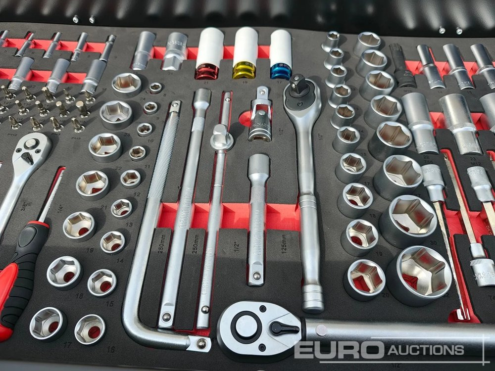 Unused Eversteel PROFILINE - Оборудование для гаражей/ Мастерских: фото 4 Unused Eversteel PROFILINE - Оборудование для гаражей/ Мастерских: фото 4