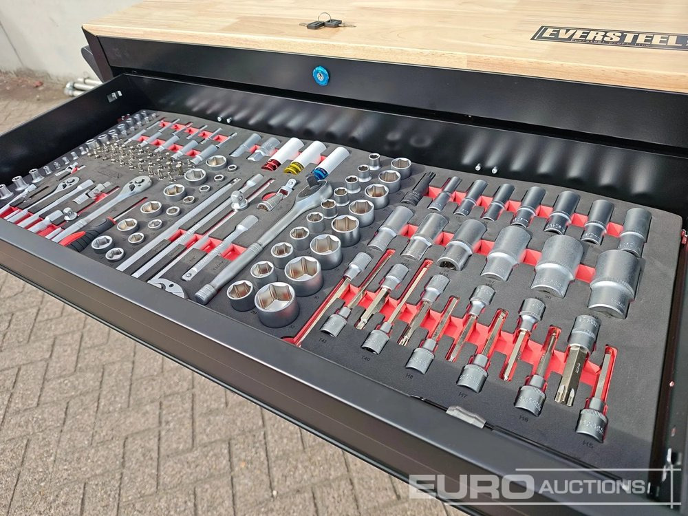 Unused Eversteel PROFILINE - Оборудование для гаражей/ Мастерских: фото 3 Unused Eversteel PROFILINE - Оборудование для гаражей/ Мастерских: фото 3