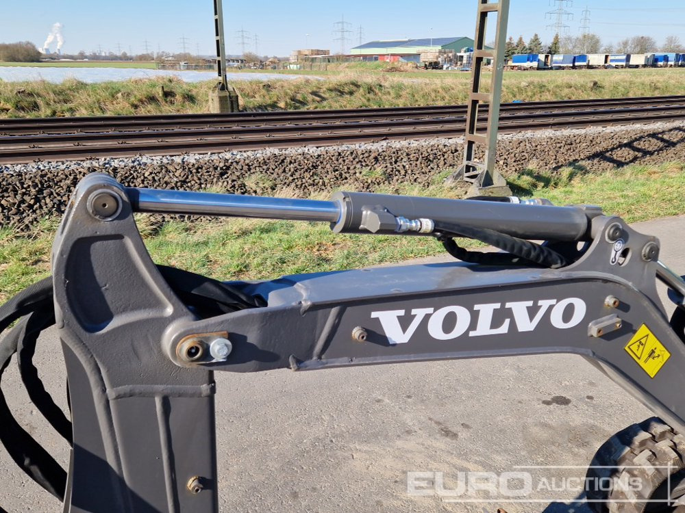 Мини-экскаватор Unused Volvo EC18E: фото 26