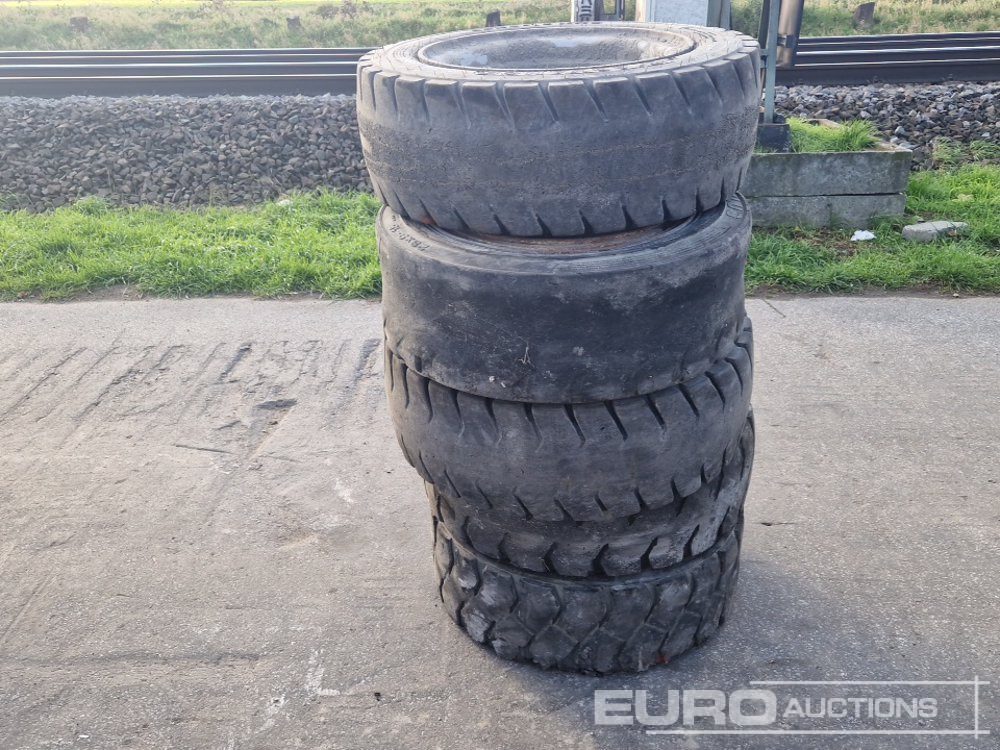 Various Tyres (5 of) - Шина: фото 1 Various Tyres (5 of) - Шина: фото 1