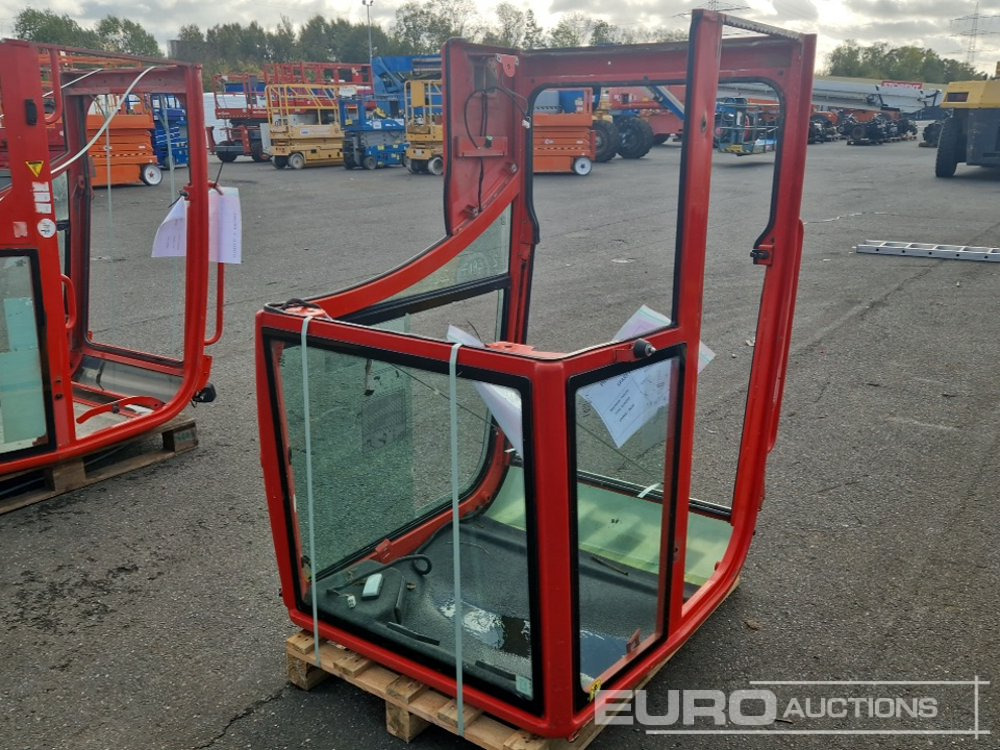 Cabin to suit Volvo ECR25D - Запчасти для Экскаваторов: фото 1 Cabin to suit Volvo ECR25D - Запчасти для Экскаваторов: фото 1