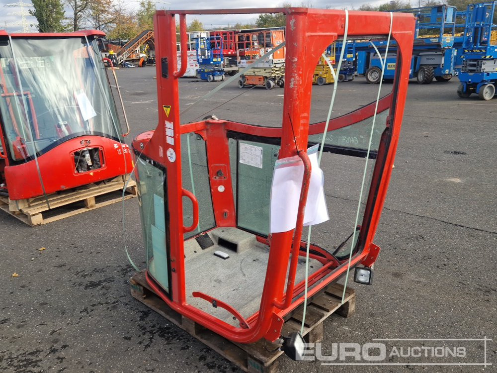 Cabin to suit Volvo ECR50D - Запчасти для Экскаваторов: фото 2 Cabin to suit Volvo ECR50D - Запчасти для Экскаваторов: фото 2