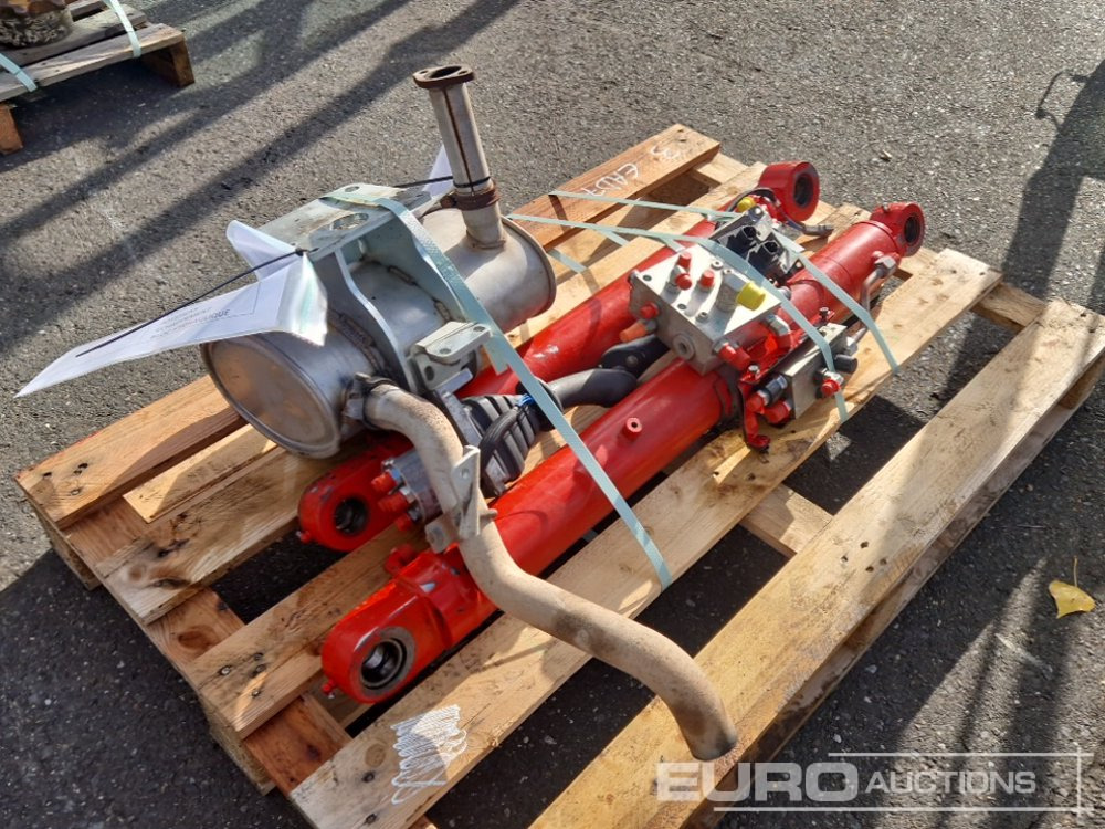 Spare Parts, Cylinder, Joysticks, Hydraulic Parts, Exhaust to suit Volvo ECR50D - Запчасти для Экскаваторов: фото 4 Spare Parts, Cylinder, Joysticks, Hydraulic Parts, Exhaust to suit Volvo ECR50D - Запчасти для Экскаваторов: фото 4