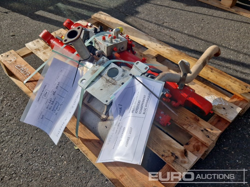 Spare Parts, Cylinder, Joysticks, Hydraulic Parts, Exhaust to suit Volvo ECR50D - Запчасти для Экскаваторов: фото 3 Spare Parts, Cylinder, Joysticks, Hydraulic Parts, Exhaust to suit Volvo ECR50D - Запчасти для Экскаваторов: фото 3