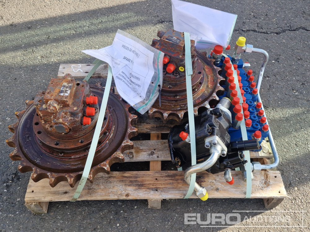 Spare Parts, Final Drive (2 of) Hydraulic Pump, Hydraulic Block to suit Volvo ECR25D - Запчасти для Экскаваторов: фото 1 Spare Parts, Final Drive (2 of) Hydraulic Pump, Hydraulic Block to suit Volvo ECR25D - Запчасти для Экскаваторов: фото 1