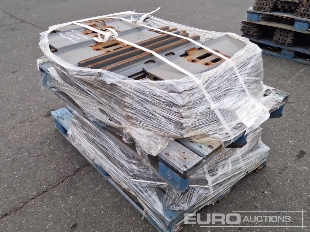 Track Plates to suit Volvo - Запчасти для Экскаваторов: фото 1 Track Plates to suit Volvo - Запчасти для Экскаваторов: фото 1