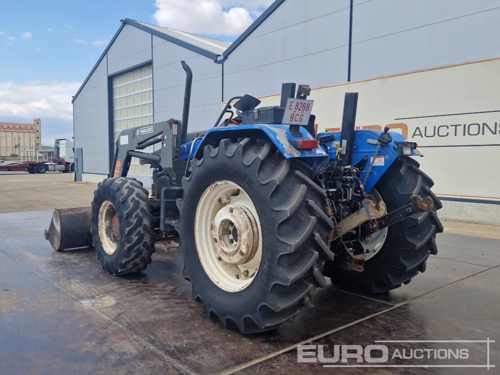 2003 New Holland TL100 - Трактор: фото 3 2003 New Holland TL100 - Трактор: фото 3