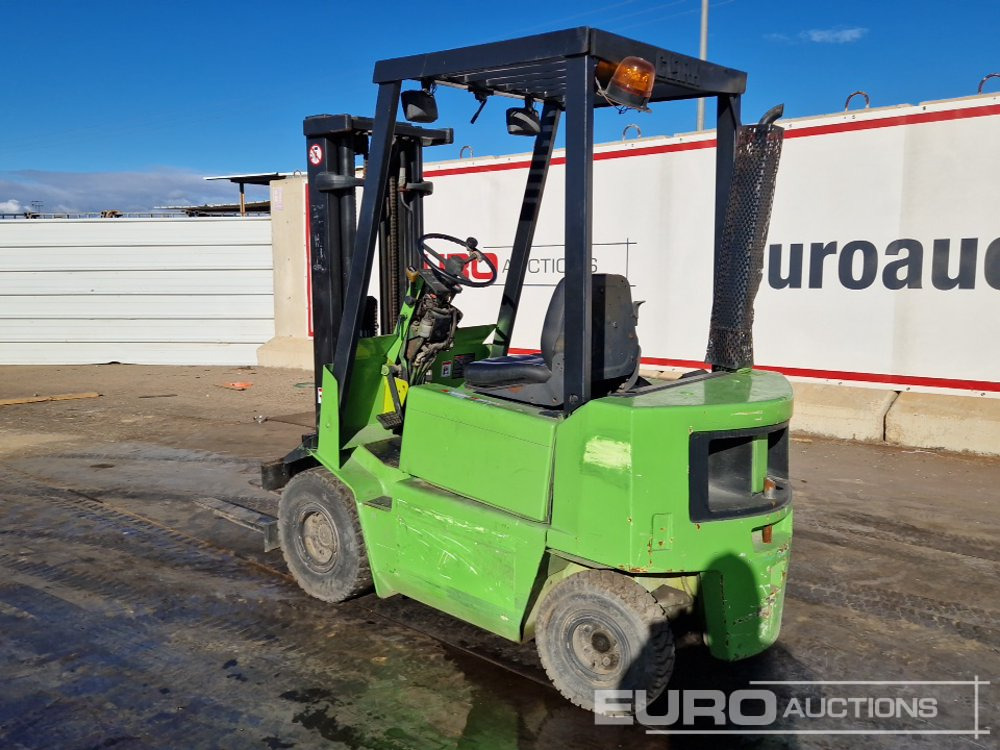 2010 Clark DPM15 - Вилочный погрузчик: фото 3 2010 Clark DPM15 - Вилочный погрузчик: фото 3