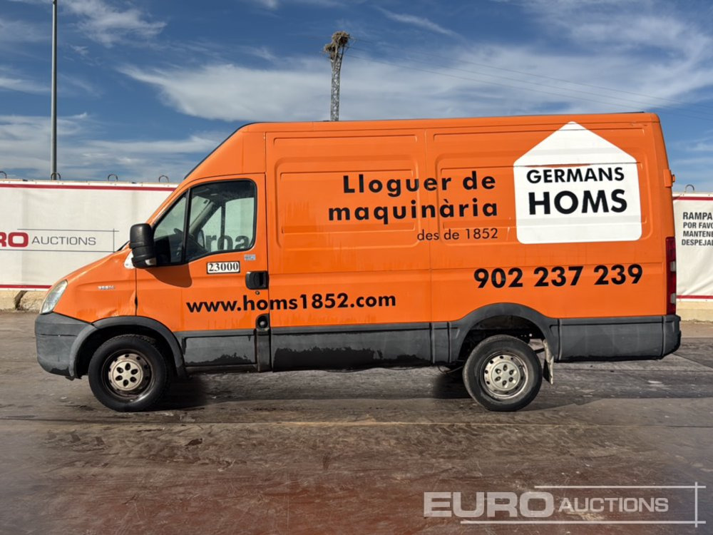 2010 Iveco Daily 35 S14 - Цельнометаллический фургон: фото 2 2010 Iveco Daily 35 S14 - Цельнометаллический фургон: фото 2