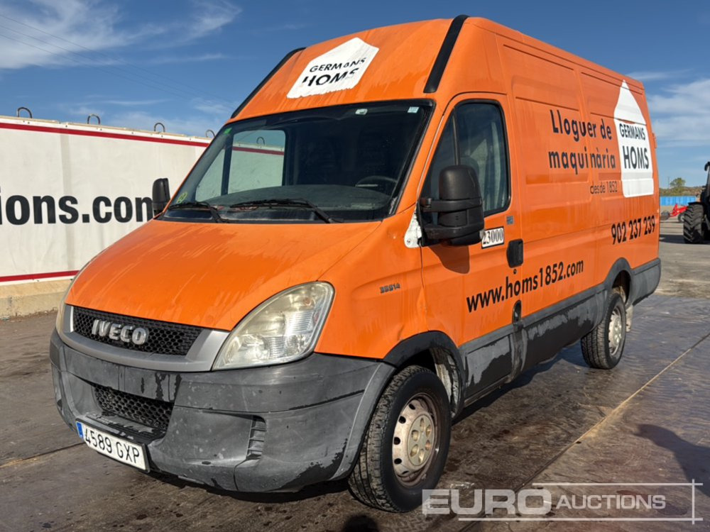 2010 Iveco Daily 35 S14 - Цельнометаллический фургон: фото 1 2010 Iveco Daily 35 S14 - Цельнометаллический фургон: фото 1