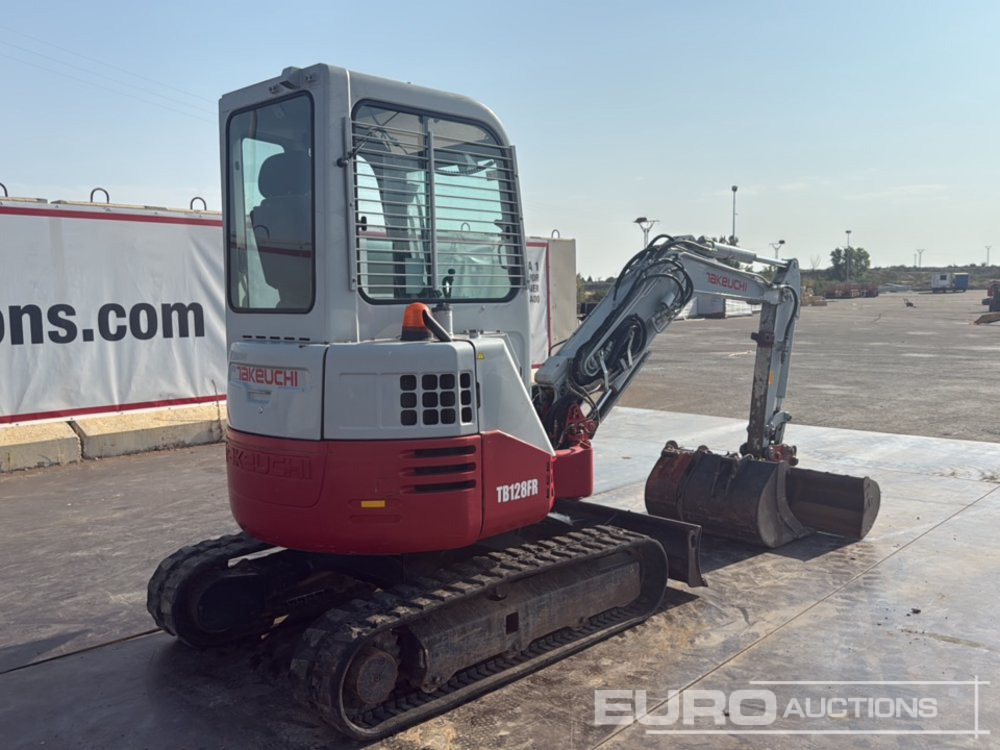 2010 Takeuchi TB128FR - Мини-экскаватор: фото 5 2010 Takeuchi TB128FR - Мини-экскаватор: фото 5