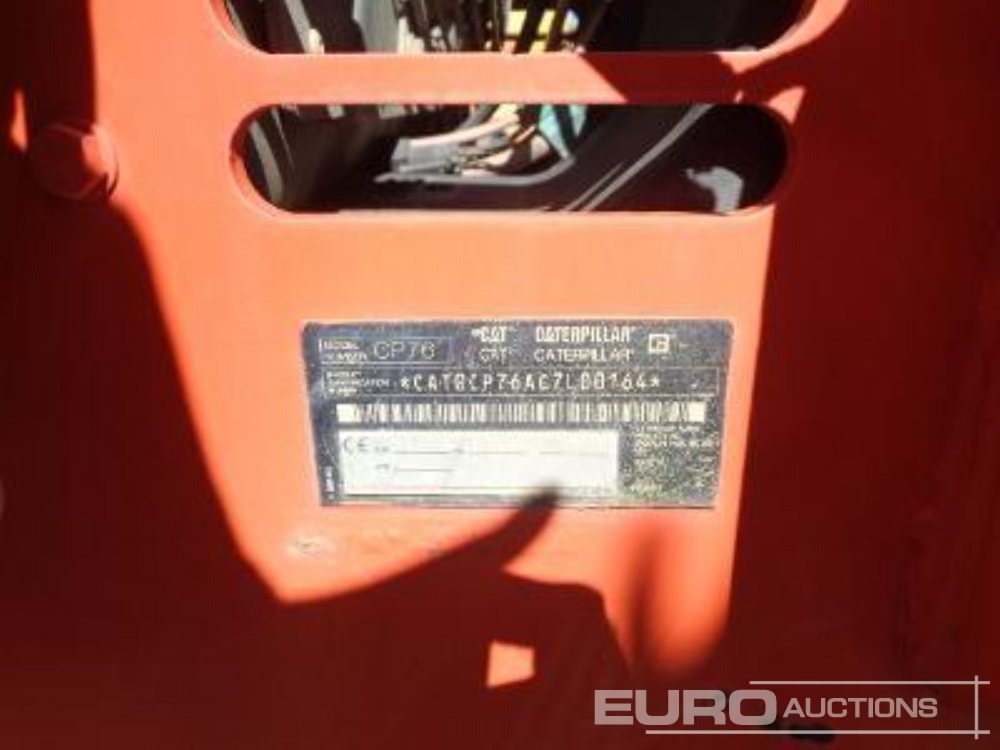 Каток 2011 CAT CP76: фото 10 Каток 2011 CAT CP76: фото 10