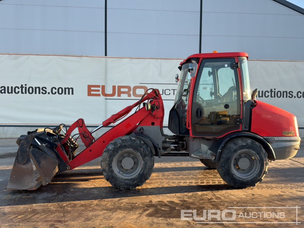 2013 JCB 406 B - Колёсный погрузчик: фото 2 2013 JCB 406 B - Колёсный погрузчик: фото 2