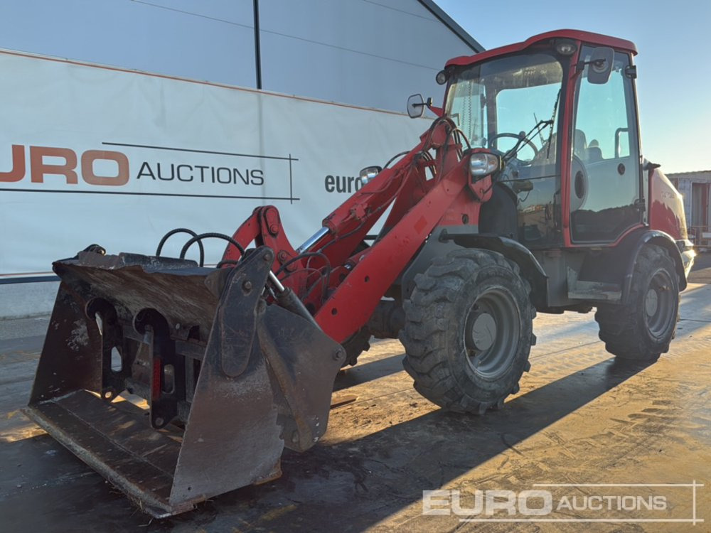 2013 JCB 406 B - Колёсный погрузчик: фото 1 2013 JCB 406 B - Колёсный погрузчик: фото 1