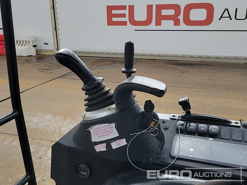 Мини-экскаватор 2021 JCB 16C-1: фото 30