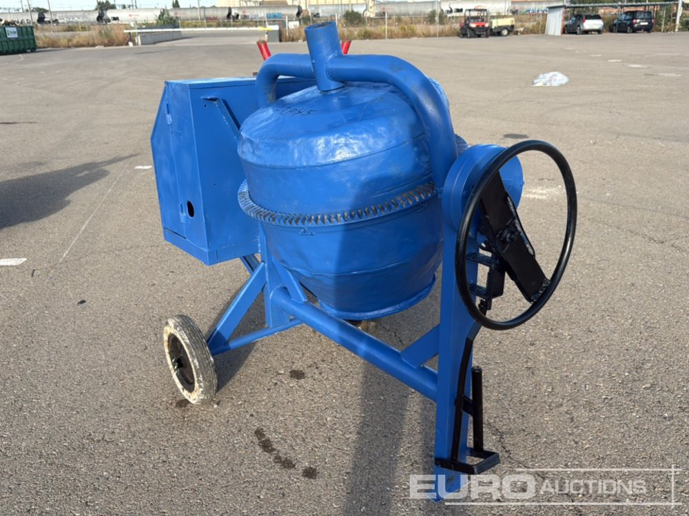 Iseki Concrete Mixer - Бетономешалка: фото 2 Iseki Concrete Mixer - Бетономешалка: фото 2