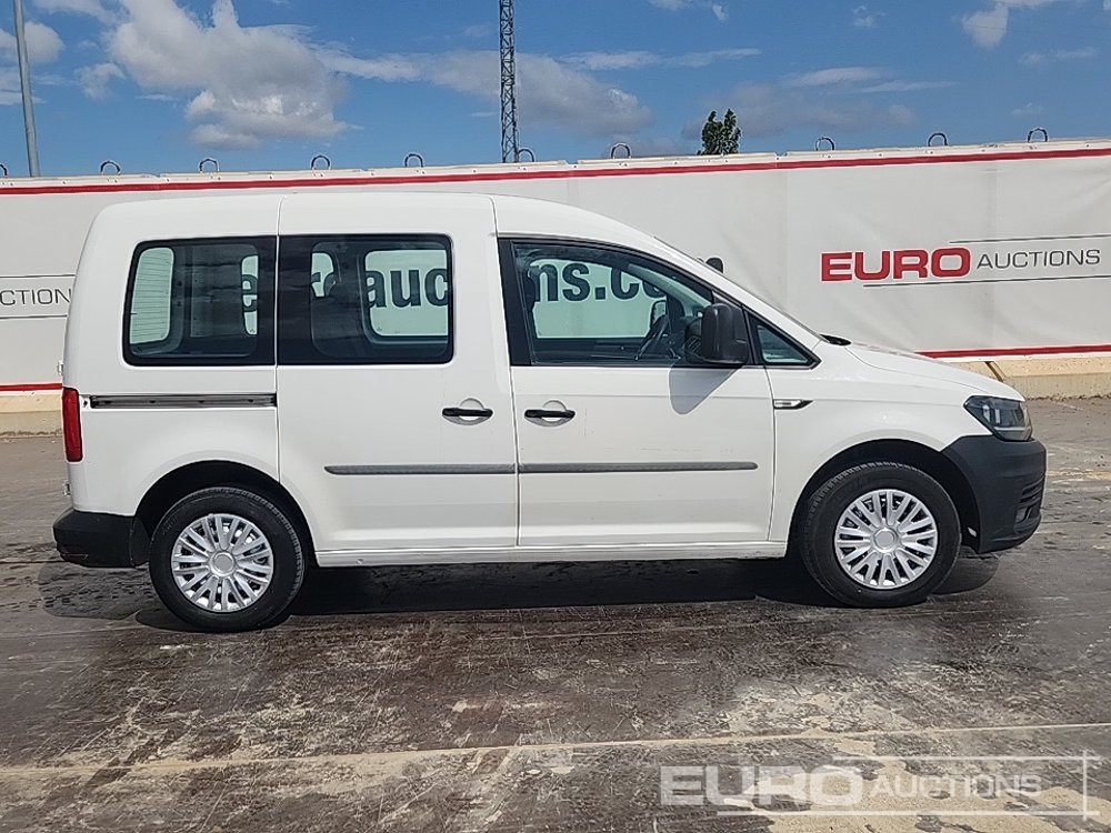 Коммерческий автомобиль 2018 Volkswagen Caddy: фото 6