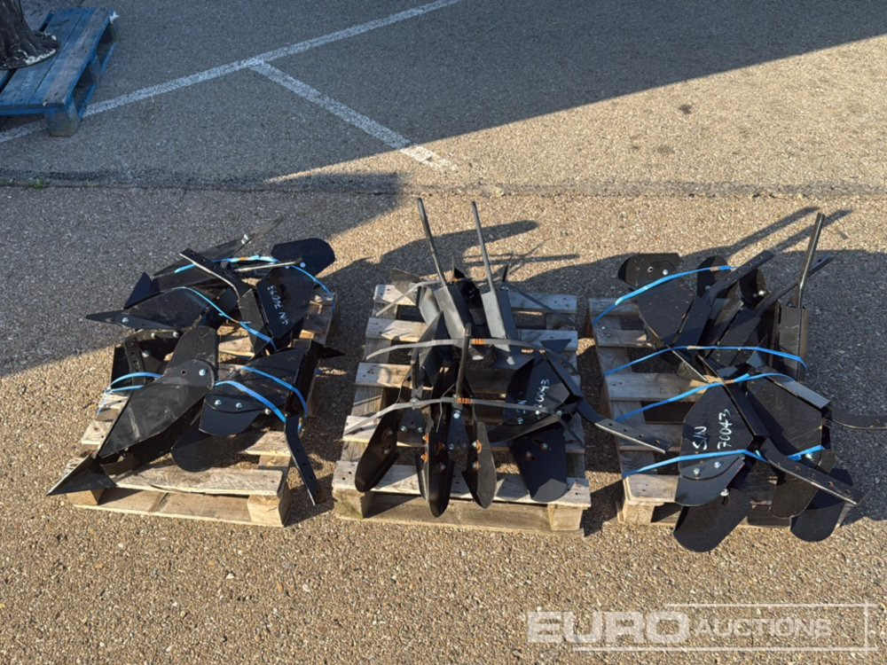 Unused Pallet of Furrowers to suit Garden Tiller (3 of) / Apocador para Cultivador - Сельскохозяйственная техника: фото 5 Unused Pallet of Furrowers to suit Garden Tiller (3 of) / Apocador para Cultivador - Сельскохозяйственная техника: фото 5