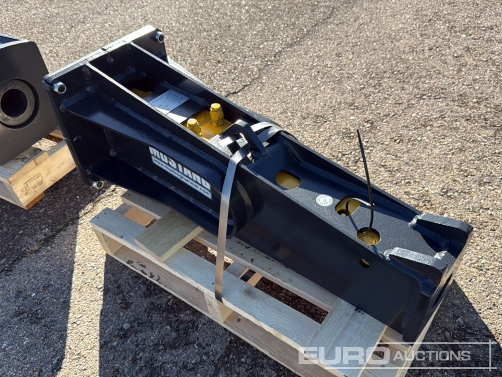 Unused 2025 Mustang HM202 - Гидромолот: фото 4 Unused 2025 Mustang HM202 - Гидромолот: фото 4