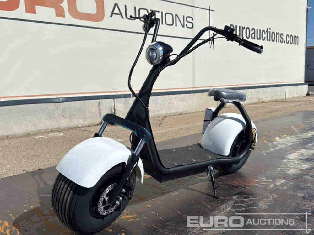 Unused City coco Electric Scooter Max Speed 40km/h, Autonomy 45km / Scooter Eléctrico - Мотоцикл: фото 1 Unused City coco Electric Scooter Max Speed 40km/h, Autonomy 45km / Scooter Eléctrico - Мотоцикл: фото 1