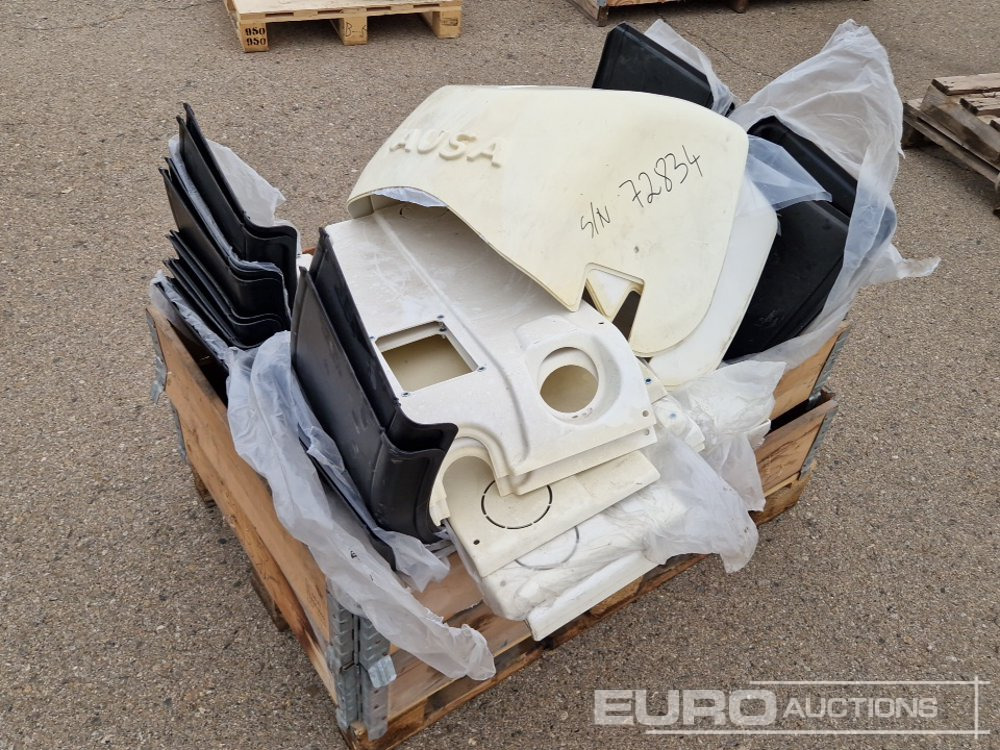 Ausa Pallet of Mudguards - Запчасти: фото 4 Ausa Pallet of Mudguards - Запчасти: фото 4