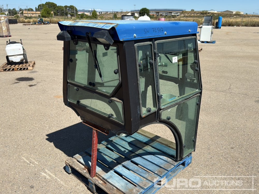 Cab to suit Tractor / Cabina para Tractor - Запчасти: фото 4 Cab to suit Tractor / Cabina para Tractor - Запчасти: фото 4