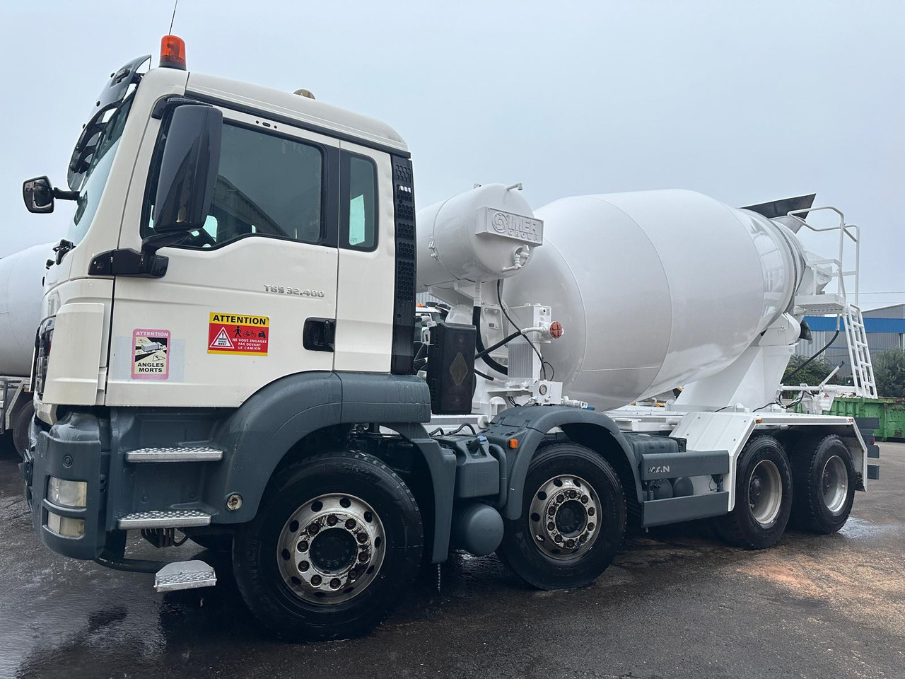 Camion béton MAN TGS 32.400 DB-416-ZR - Автобетоносмеситель: фото 2 Camion béton MAN TGS 32.400 DB-416-ZR - Автобетоносмеситель: фото 2
