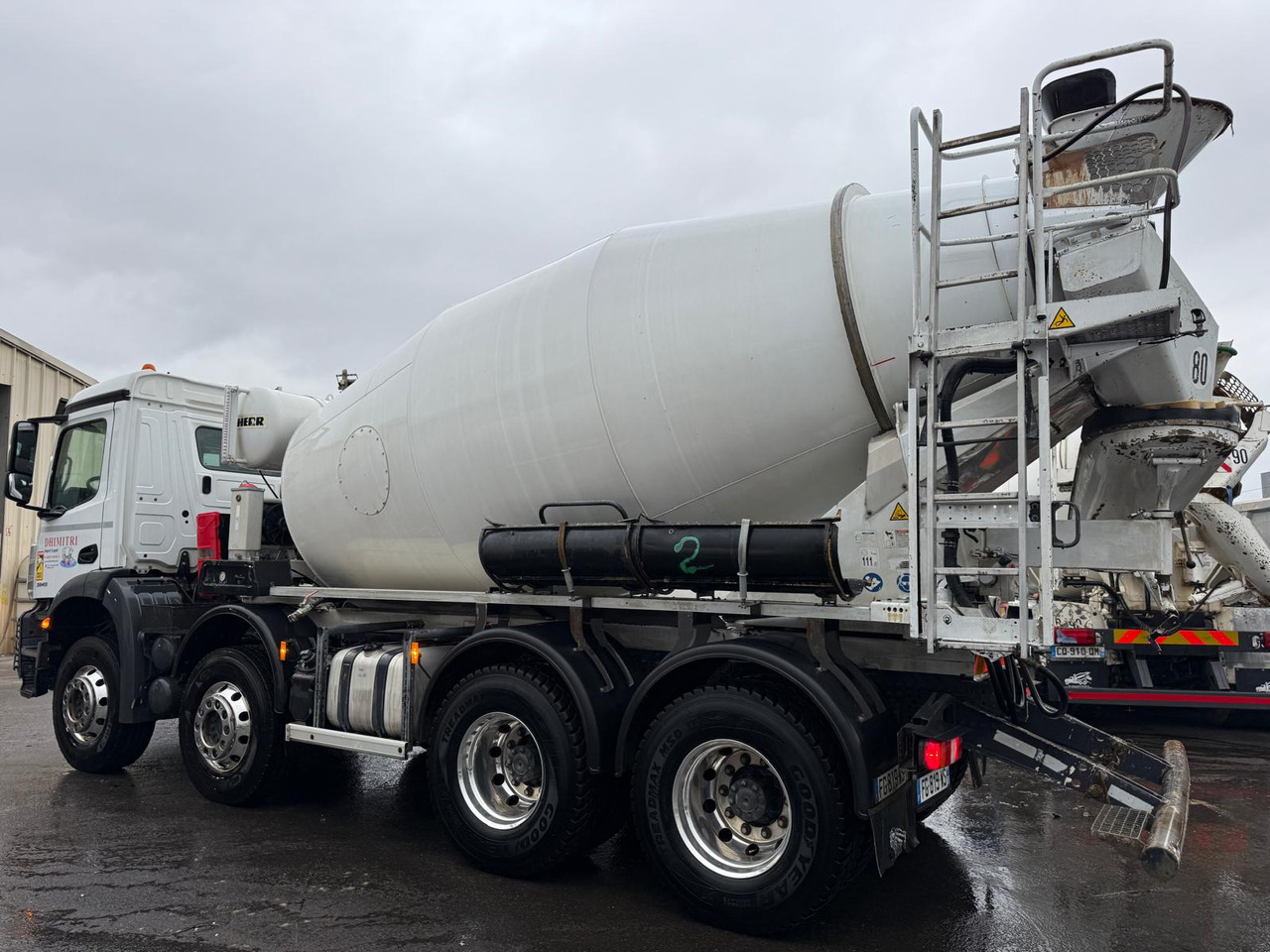 Camion béton Mercedes Arocs 3243 FG-819-WS - Автобетоносмеситель: фото 4 Camion béton Mercedes Arocs 3243 FG-819-WS - Автобетоносмеситель: фото 4