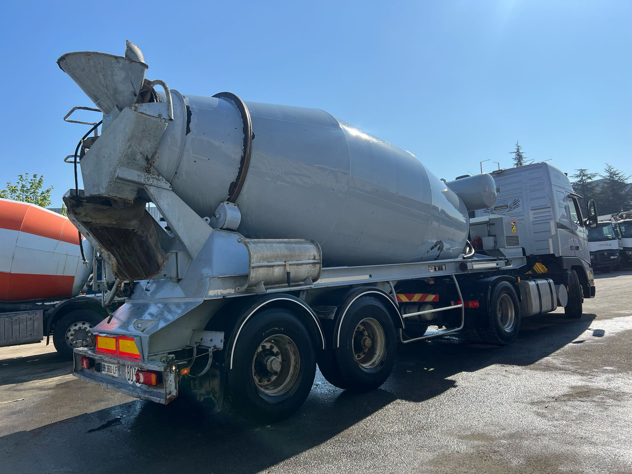 Semi malaxeur Liebherr BB-360-LF - Полуприцеп бетоносмеситель: фото 3 Semi malaxeur Liebherr BB-360-LF - Полуприцеп бетоносмеситель: фото 3