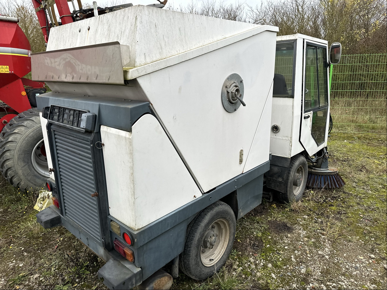 Bucher CityCat K1700 Kehrmaschine - Косилка: фото 2 Bucher CityCat K1700 Kehrmaschine - Косилка: фото 2