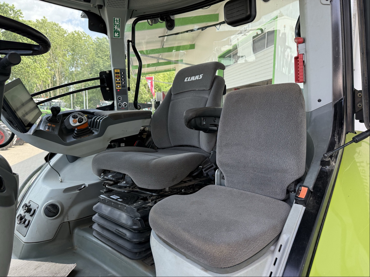 Claas Axion 960 - Трактор: фото 4 Claas Axion 960 - Трактор: фото 4