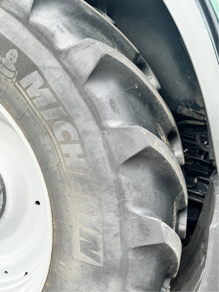 Deutz-Fahr Agrotron 7250 TTV - Трактор: фото 2 Deutz-Fahr Agrotron 7250 TTV - Трактор: фото 2