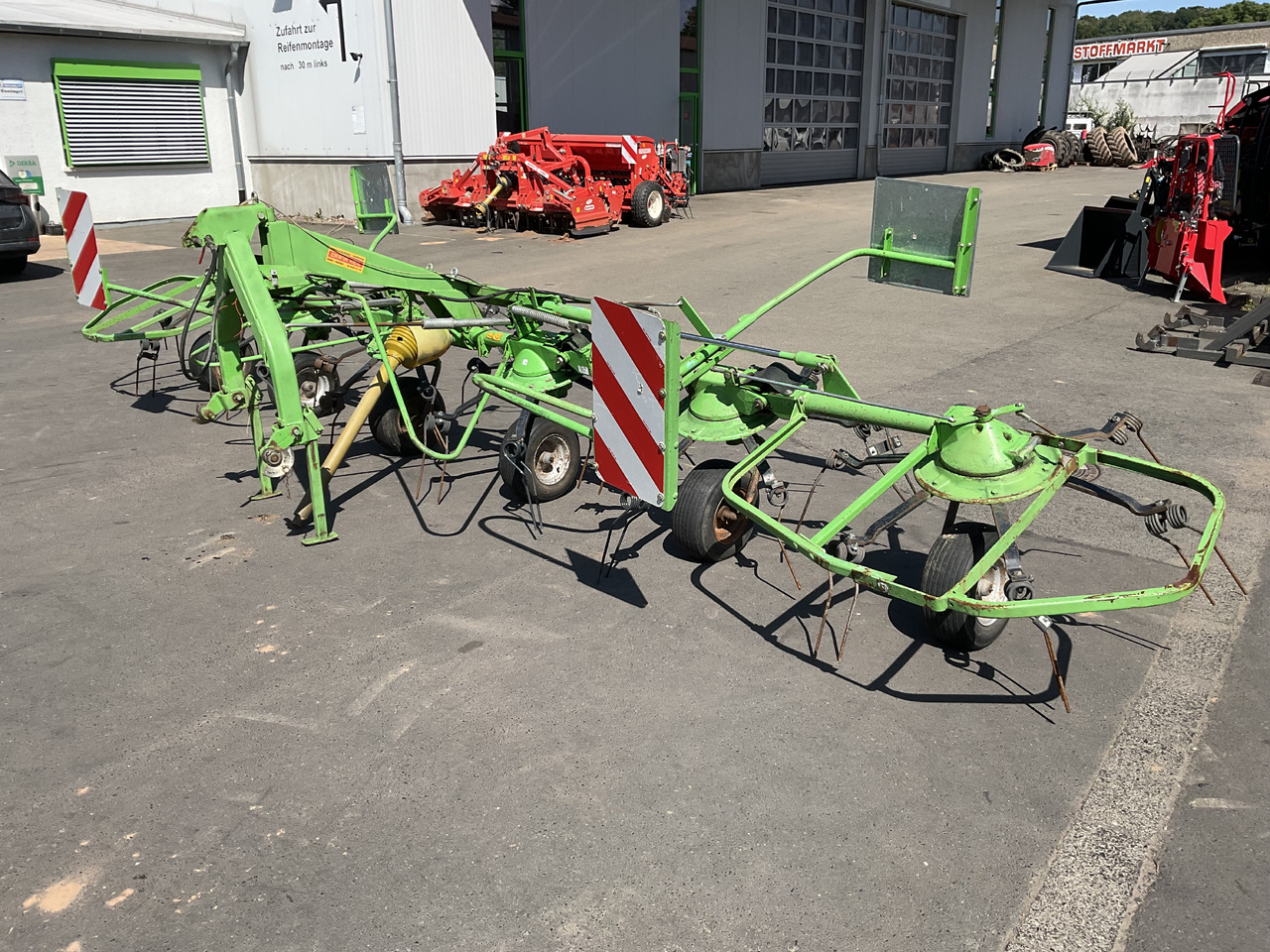 Deutz-Fahr KH 2.64 Heuwender - Сеноворошилка: фото 3 Deutz-Fahr KH 2.64 Heuwender - Сеноворошилка: фото 3