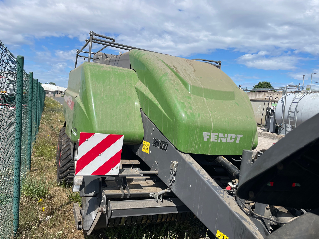 Fendt 1290 Quaderballenpresse - Пресс-подборщик тюковый: фото 3 Fendt 1290 Quaderballenpresse - Пресс-подборщик тюковый: фото 3