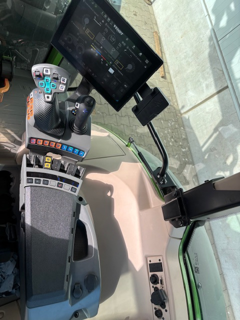 Fendt 211S Vario Gen3 Profi Setting - Трактор: фото 3 Fendt 211S Vario Gen3 Profi Setting - Трактор: фото 3