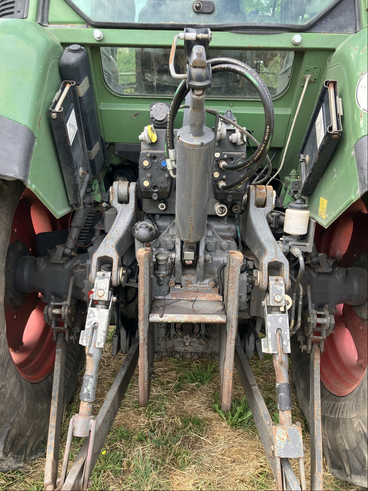 Fendt 712 COM1 - Трактор: фото 3 Fendt 712 COM1 - Трактор: фото 3