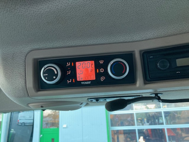 Fendt 720 Vario S4 Profi - Трактор: фото 2 Fendt 720 Vario S4 Profi - Трактор: фото 2