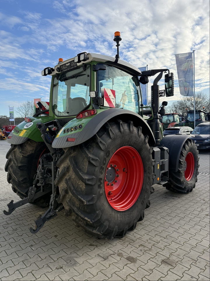 Трактор Fendt 724 Vario Gen6 ProfiPlus: фото 12