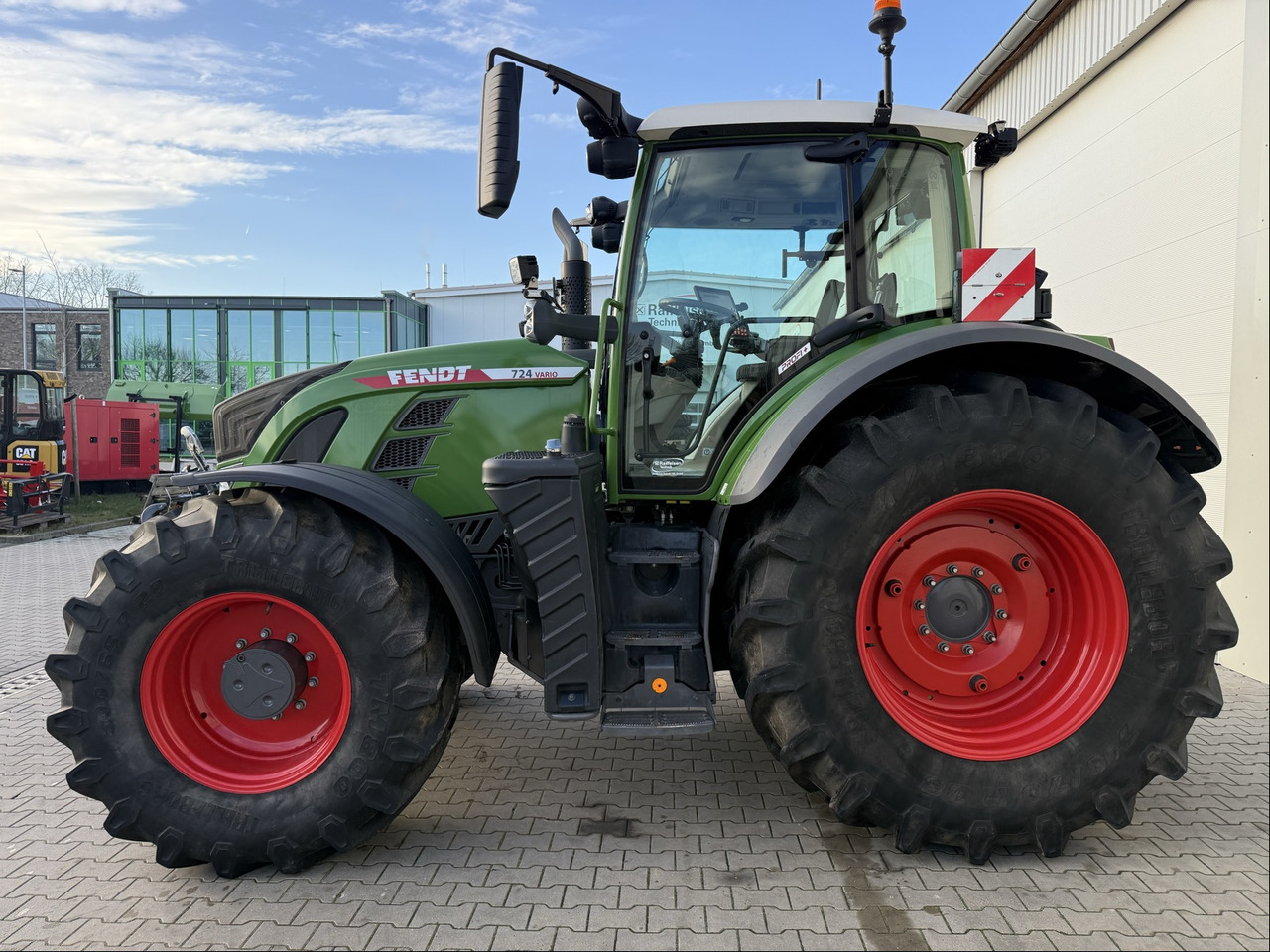 Трактор Fendt 724 Vario Gen6 ProfiPlus: фото 10