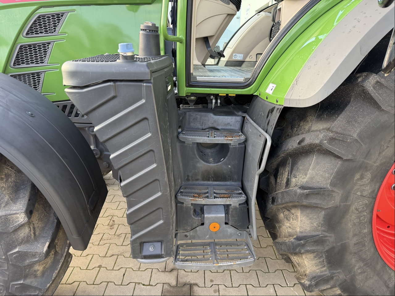 Трактор Fendt 724 Vario Gen6 ProfiPlus: фото 8