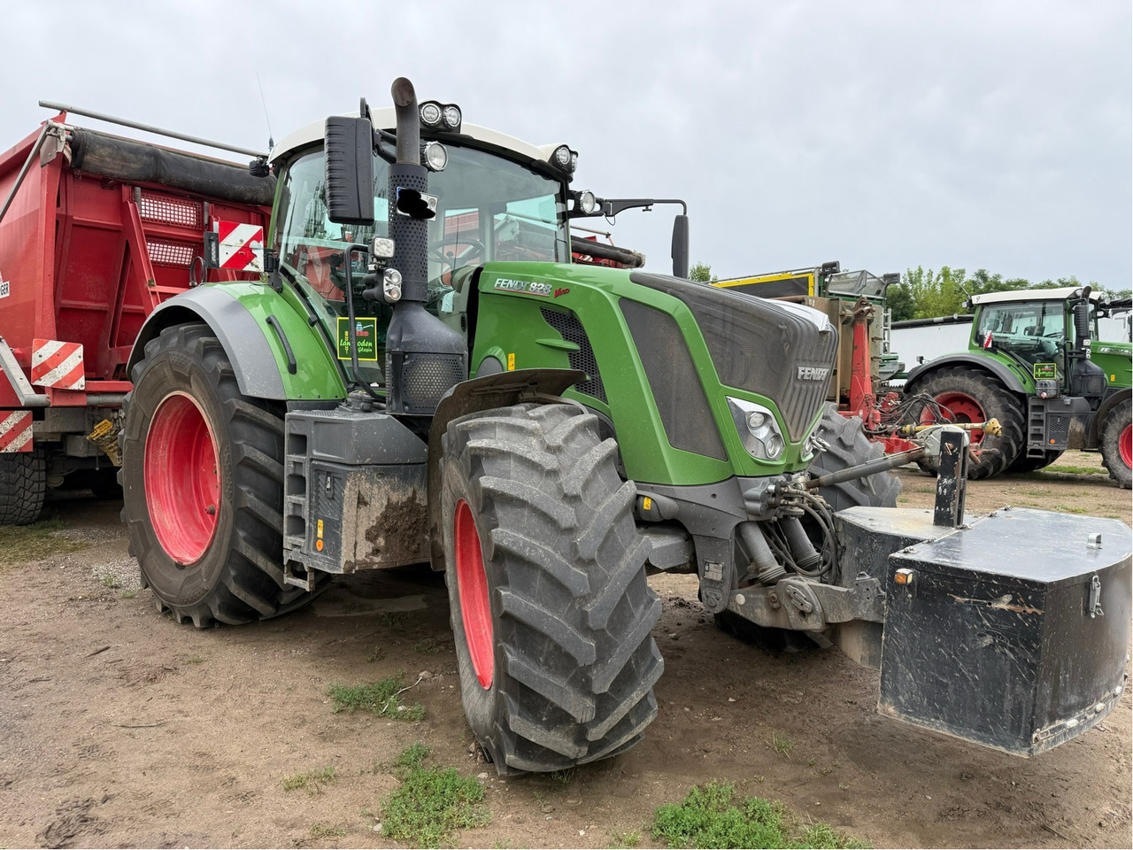 Fendt 828 Vario S4 ProfiPlus - Трактор: фото 1 Fendt 828 Vario S4 ProfiPlus - Трактор: фото 1