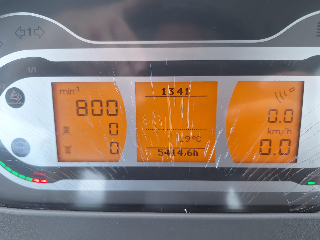 Fendt 828 Vario S4 ProfiPlus - Трактор: фото 2 Fendt 828 Vario S4 ProfiPlus - Трактор: фото 2