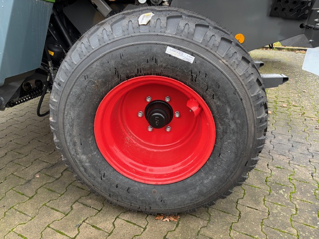 Fendt Rotana 130 F - 25 Messer - - Техника для сенозаготовки: фото 3 Fendt Rotana 130 F - 25 Messer - - Техника для сенозаготовки: фото 3